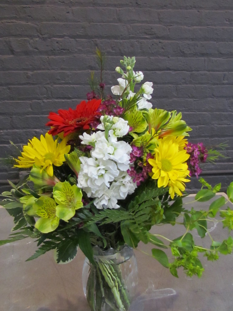 fresh flowers, Marquette, delivery