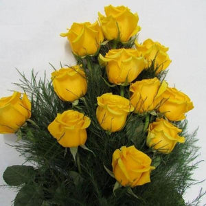 12 yellow roses