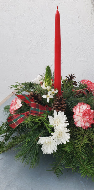 Round Holiday Centerpiece