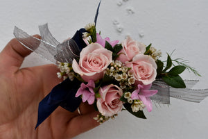 Basic corsage