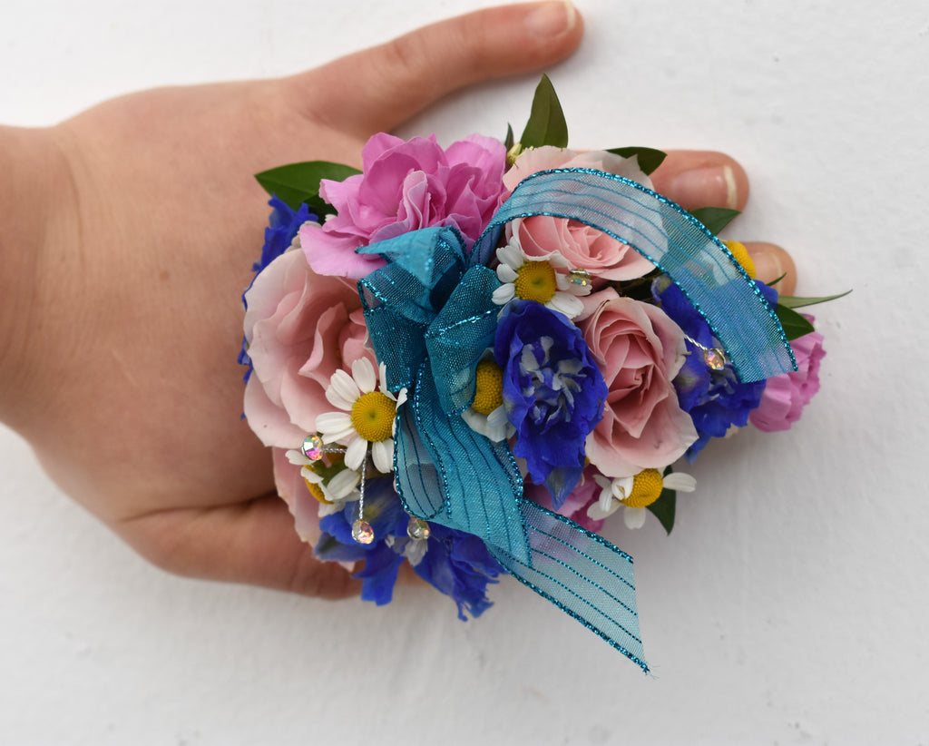 Special corsage for your dance partner