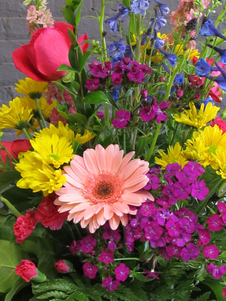 fresh flowers, Marquette, delivery