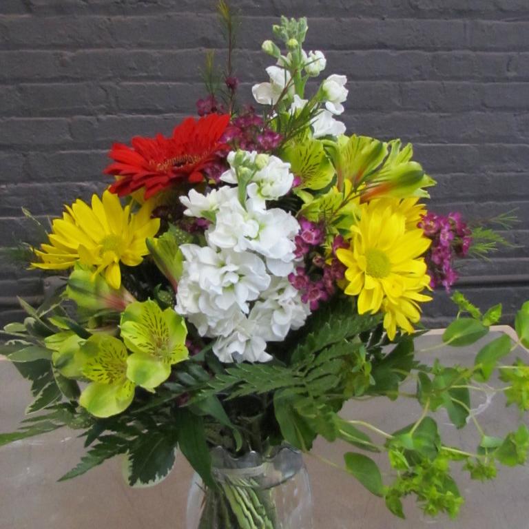 fresh flowers, Marquette, delivery